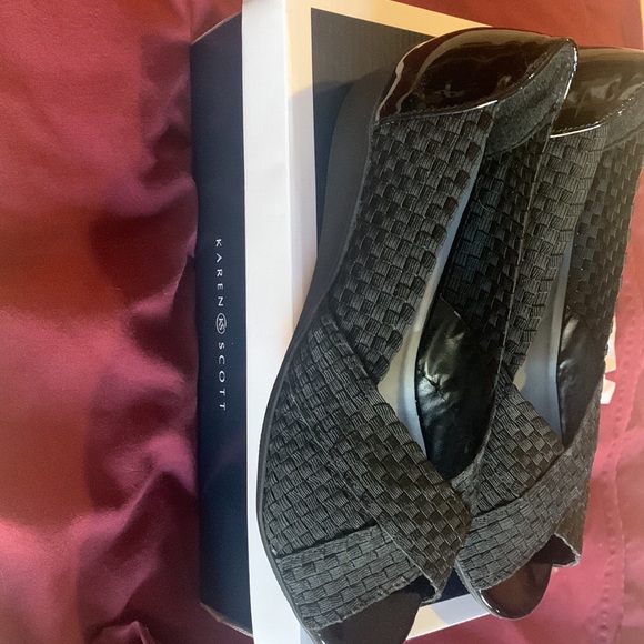 Karen Scott beautiful wedge - Picture 4 of 4